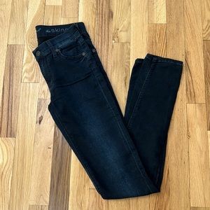 Seven skinny jeans (size 24)